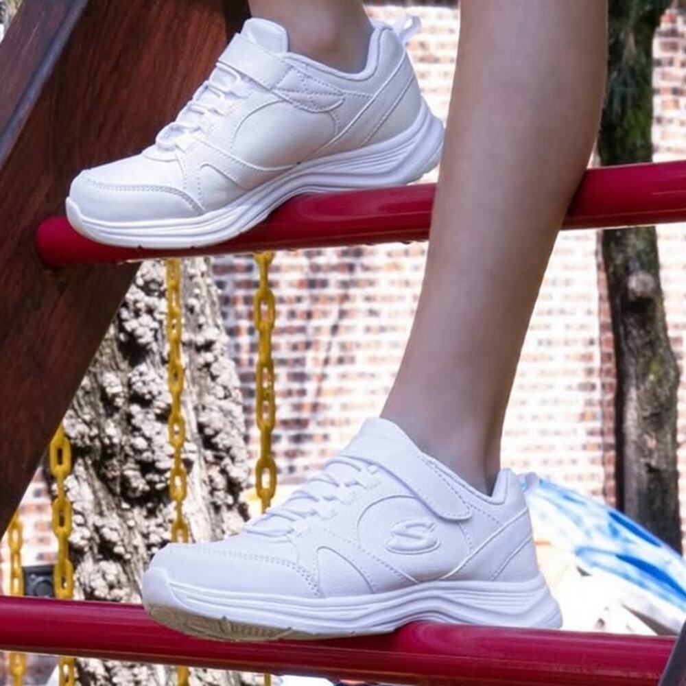 Skechers Glimmer Kicks School Struts Low Top Trainers Sneakers White Kids Size 5